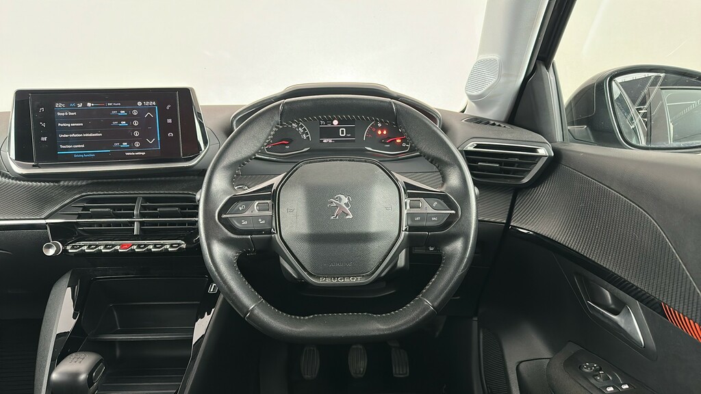 Peugeot 208 Active White #14