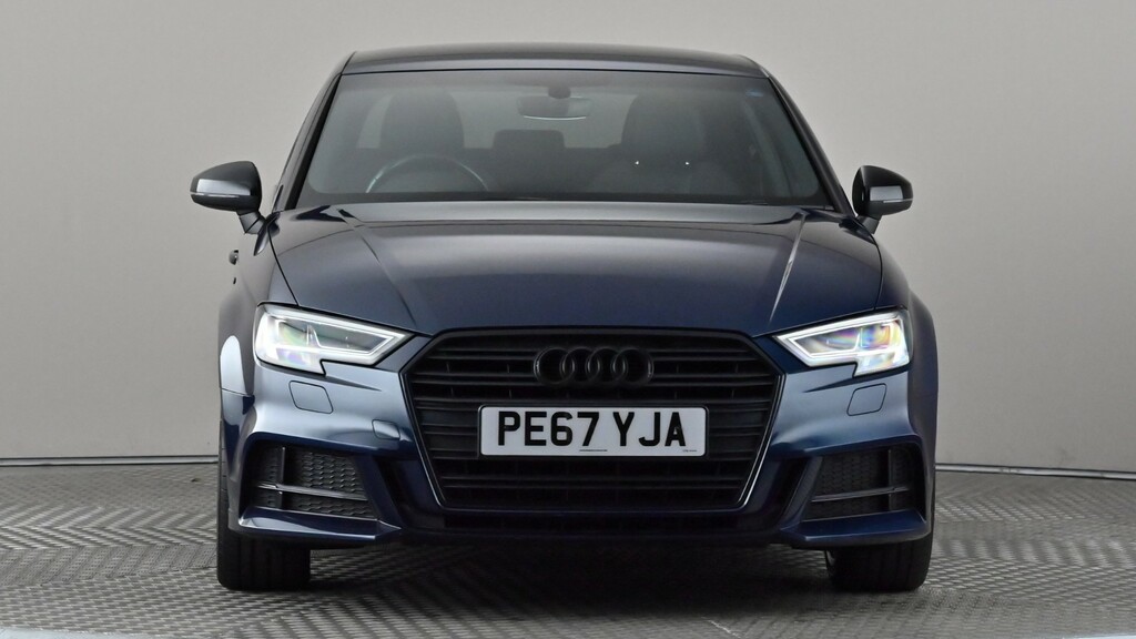 Audi A3 1.6 Tdi 116 Black Edition Blue #2