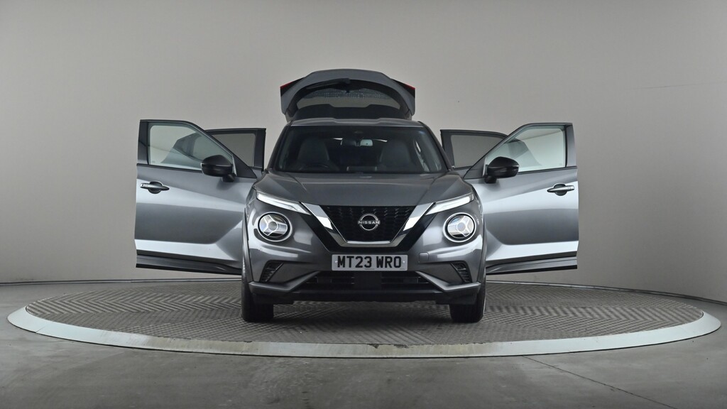 Nissan Juke N-connecta Black #8