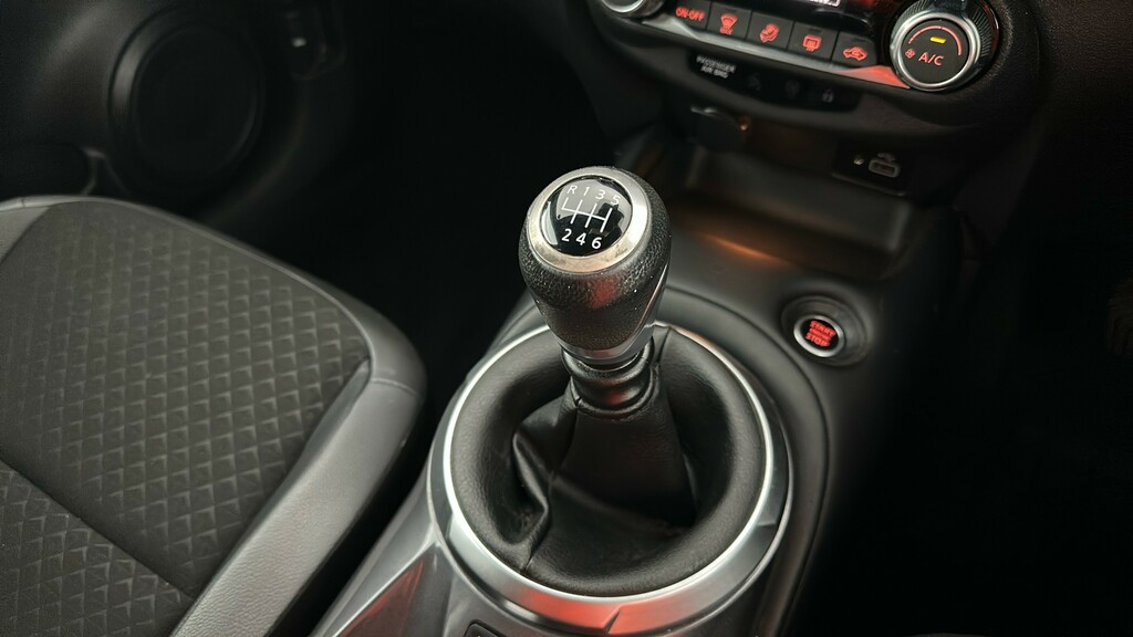 Nissan Juke N-connecta Black #29