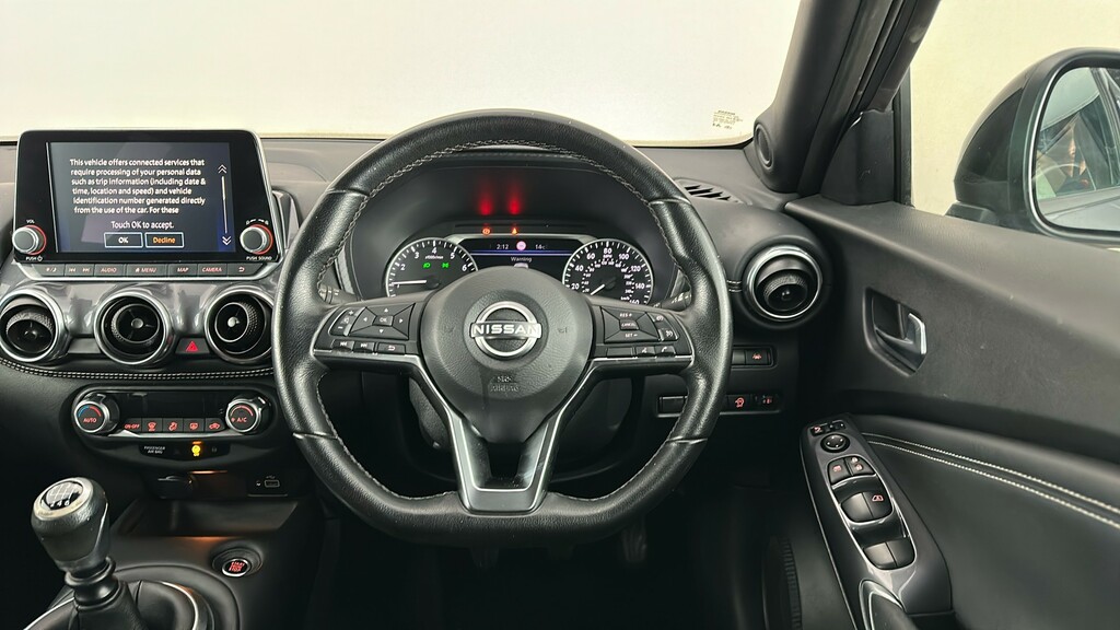 Nissan Juke N-connecta Black #13