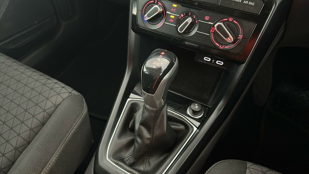 Volkswagen T-Cross Automatic White #28