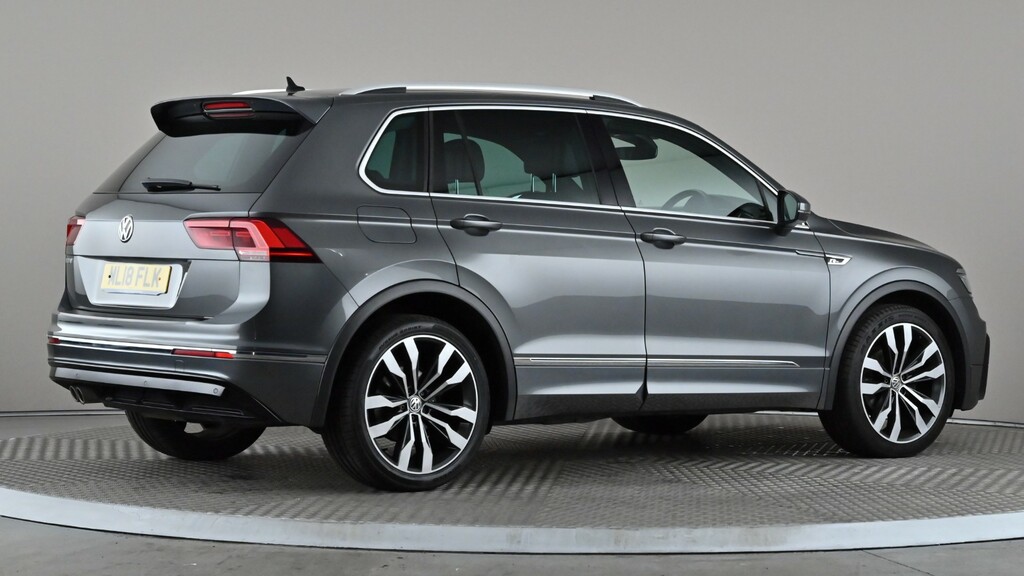 Volkswagen Tiguan 2.0 Tdi 150 R-line Grey #6