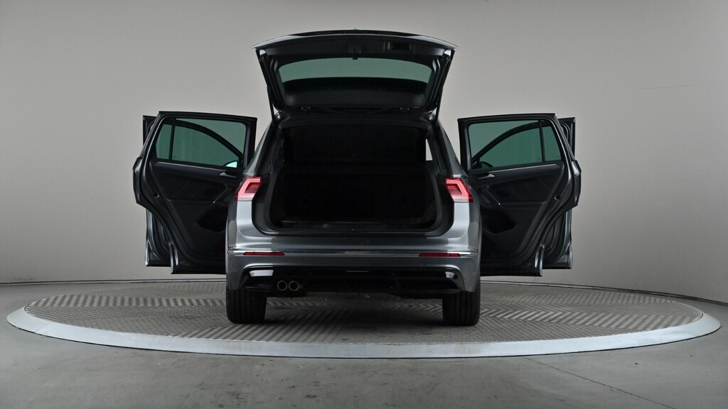 Volkswagen Tiguan Sel White #11