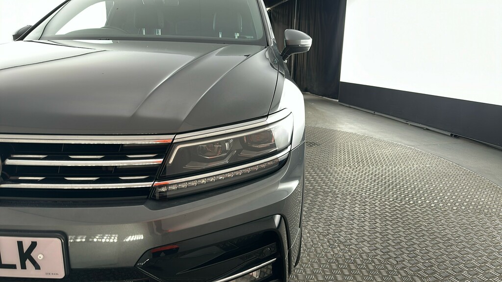 Volkswagen Tiguan Sel White #20