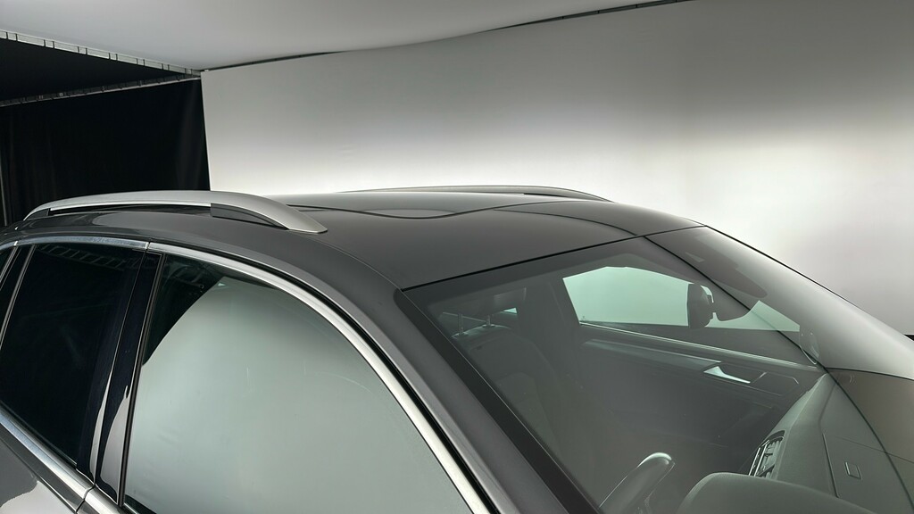 Volkswagen Tiguan Sel White #21