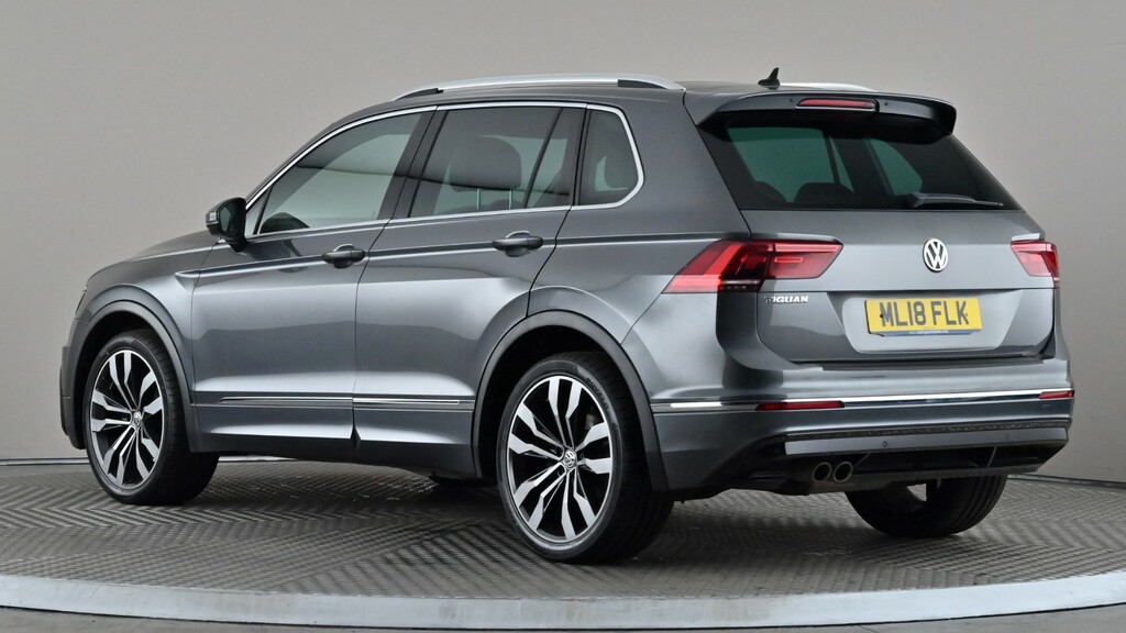 Volkswagen Tiguan 2.0 Tdi 150 R-line Grey #4