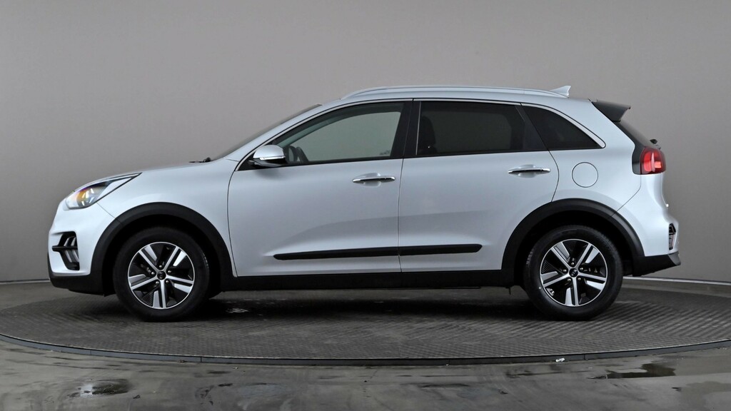 Kia Niro Estate Silver #3