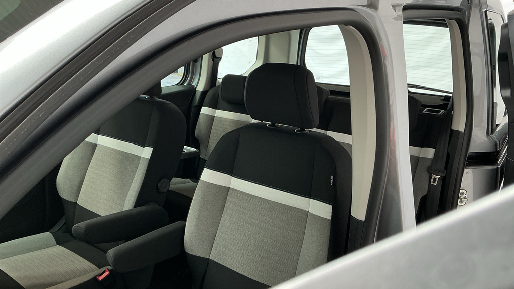 Citroen e-Berlingo 100Kw 52Kwh Van Driver Grey #22