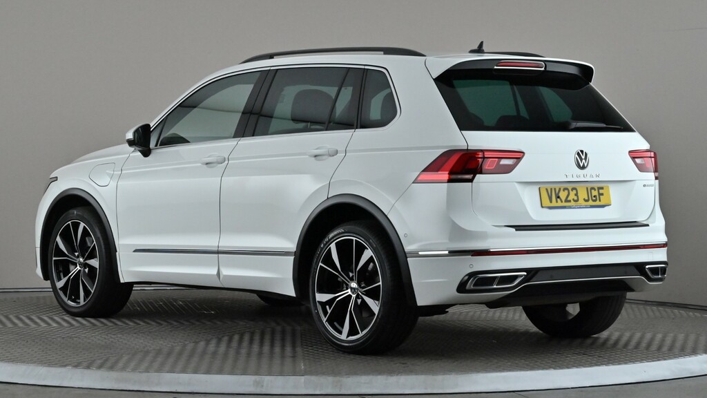 Volkswagen Tiguan 1.4 Tsi Ehybrid R-line Dsg White #4