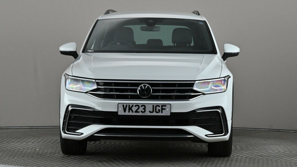 Volkswagen Tiguan 1.4 Tsi Ehybrid R-line Dsg White #2