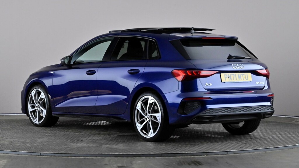 Audi A3 35 Tfsi Edition 1 S Tronic Blue #4