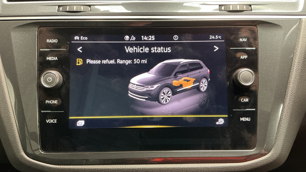 Volkswagen Tiguan Elegance Launch Edition Red #37