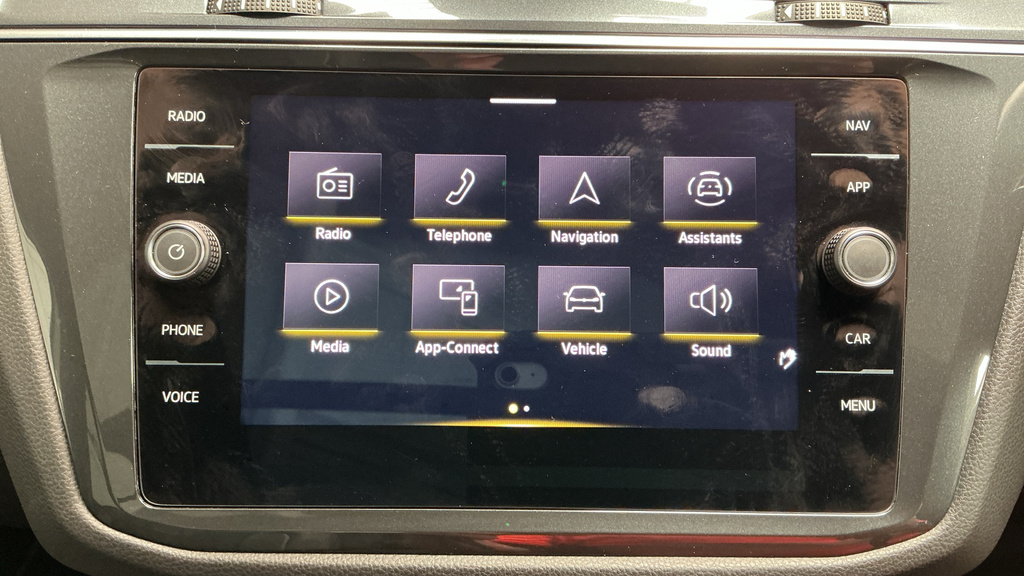 Volkswagen Tiguan Elegance Launch Edition Red #38