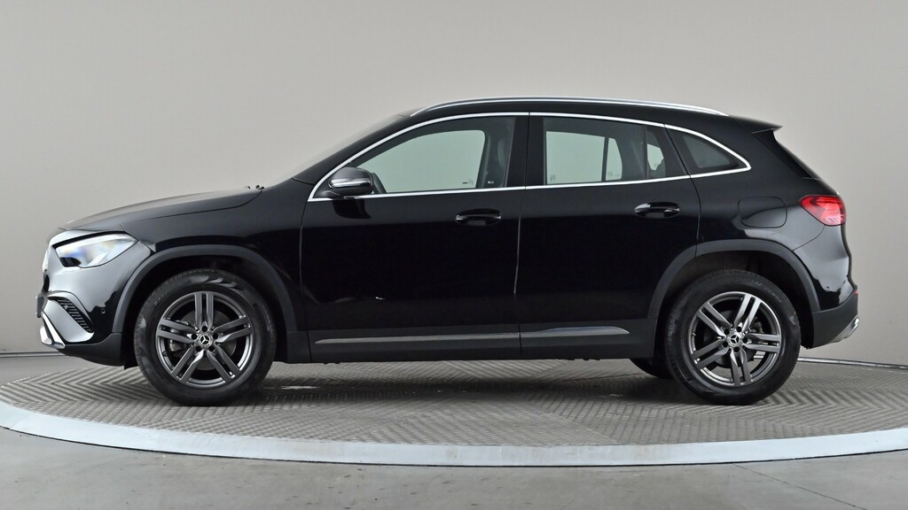 Mercedes-Benz GLA Class Gla 180 Sport Edition Black #3