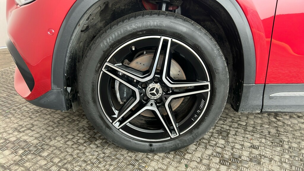 Mercedes-Benz GLA Class Gla 220D 4Matic Amg Line Premium Plus Black #19