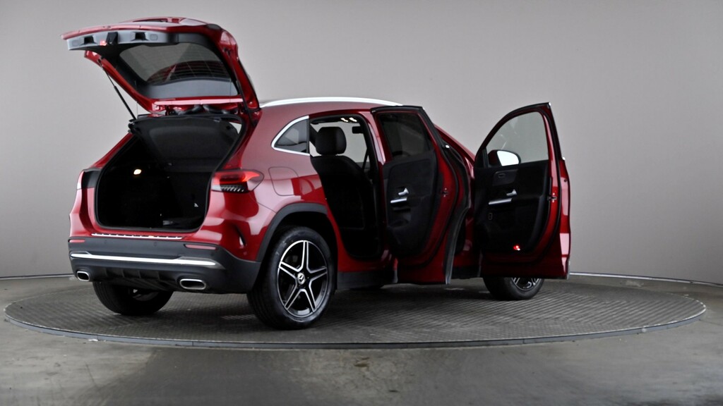 Mercedes-Benz GLA Class Gla 220D 4Matic Amg Line Premium Plus Black #12