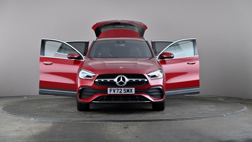 Mercedes-Benz GLA Class Gla 220D 4Matic Amg Line Premium Plus Black #8