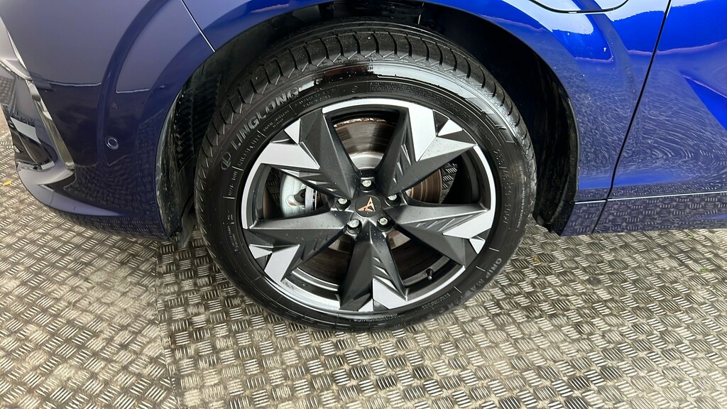 Cupra Terramar 1.5 Etsi V2 Suv Hybrid Dsg Grey #19