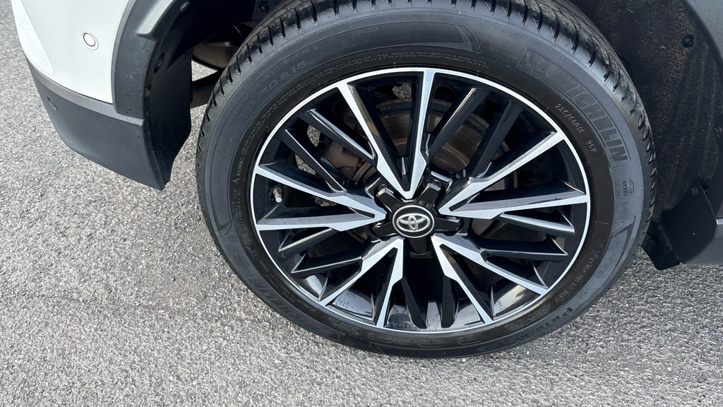 Toyota C-Hr Excel Black #28