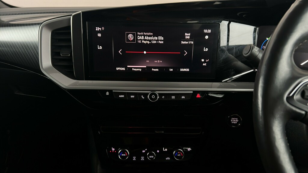 Vauxhall Mokka-e 100Kw Gs 50Kwh White #16