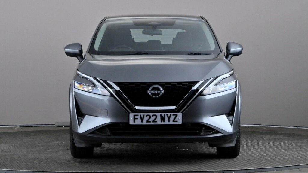 Nissan Qashqai 1.3 Dig-t Mh Acenta Premium Grey #2