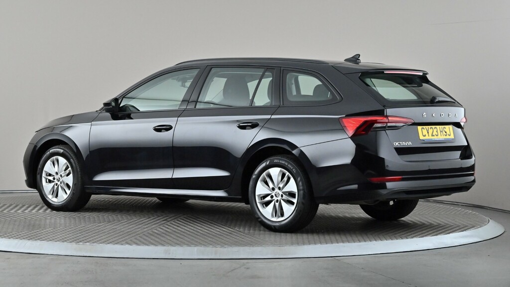 Skoda Octavia 2.0 Tdi Se Technology Black #4