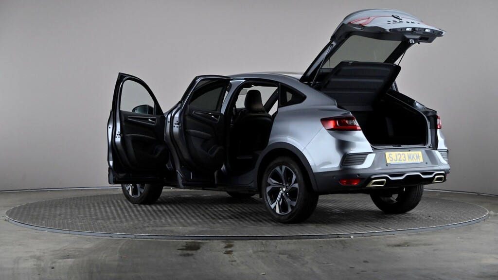 Renault Arkana Renault Arkana 1.6 E-tech Hybrid 145 Techno Au Black #10