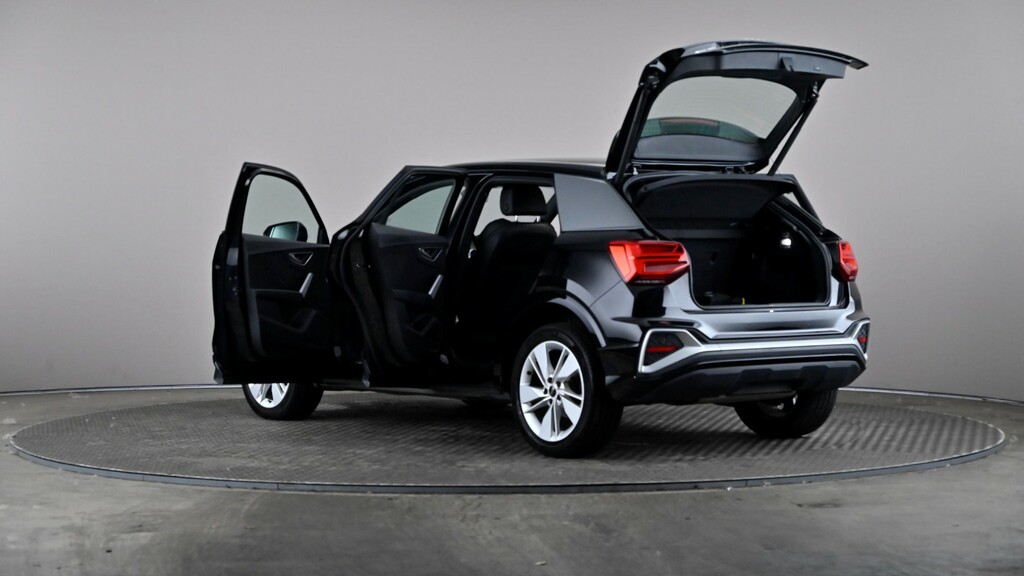 Audi Q2 S Line 35 Tfsi 150 Ps 6-Speed Blue #10