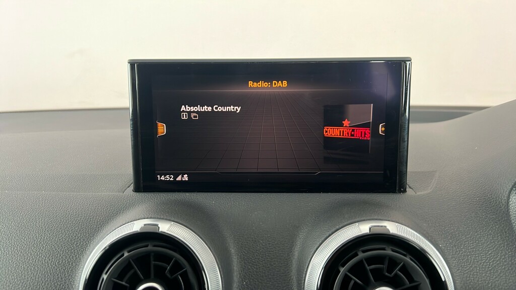Audi Q2 S Line 35 Tfsi 150 Ps 6-Speed Blue #16