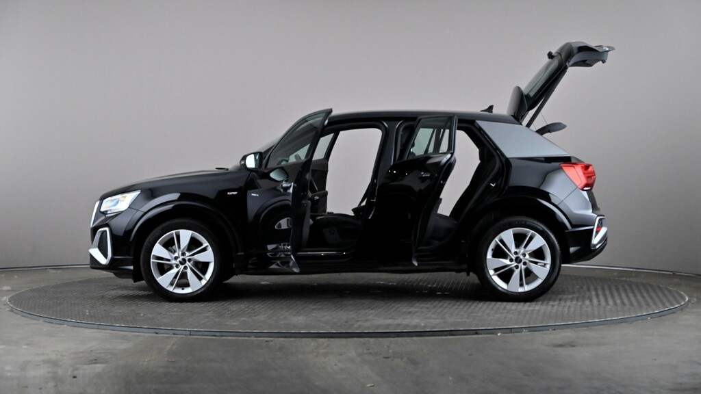 Audi Q2 S Line 35 Tfsi 150 Ps 6-Speed Blue #9