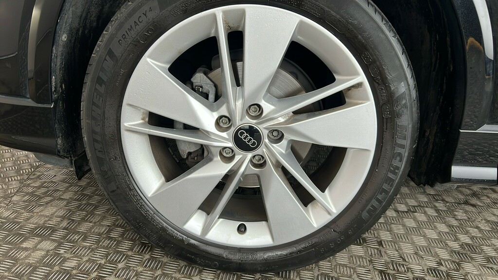 Audi Q2 S Line 35 Tfsi 150 Ps 6-Speed Blue #19