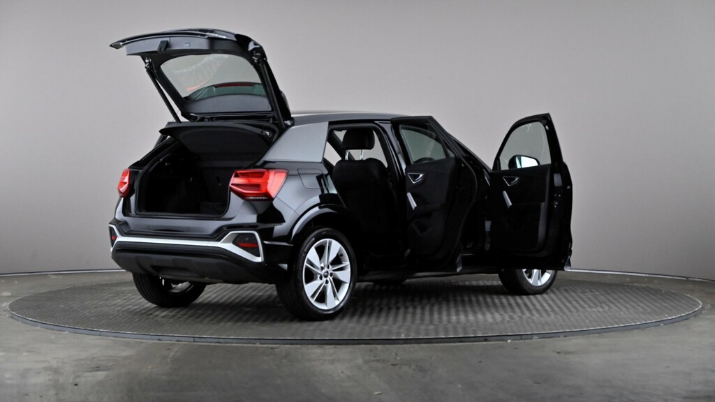 Audi Q2 S Line 35 Tfsi 150 Ps 6-Speed Blue #12