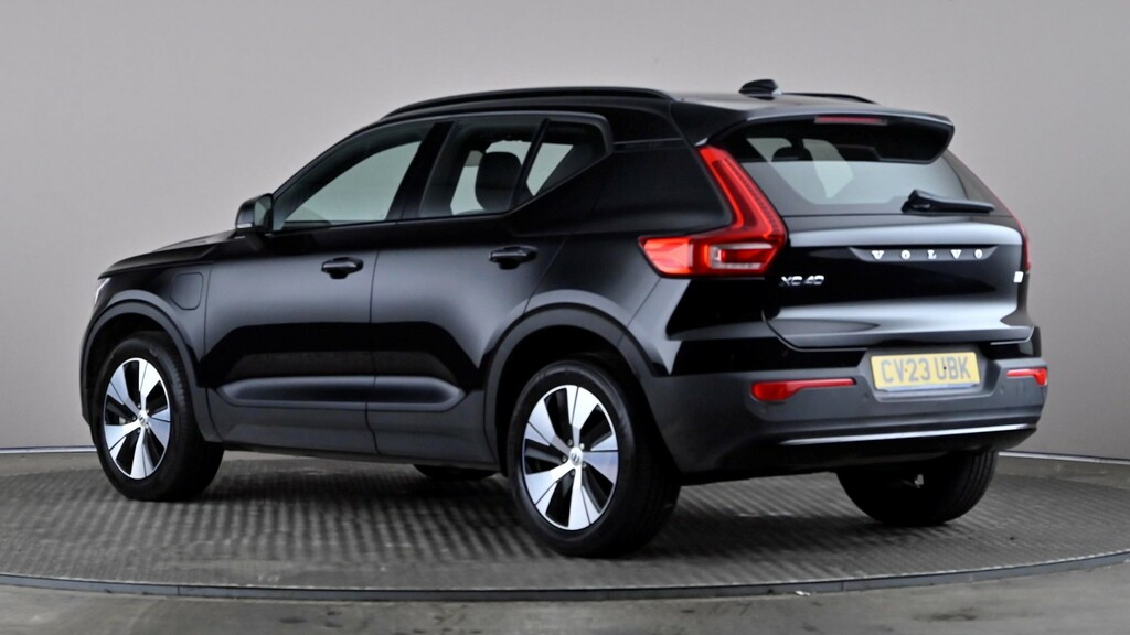 Volvo XC40 1.5 T4 Recharge Phev Plus Dark Black #4