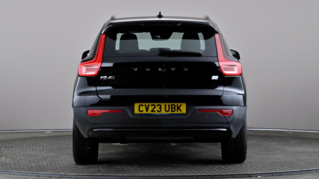 Volvo XC40 1.5 T4 Recharge Phev Plus Dark Black #5