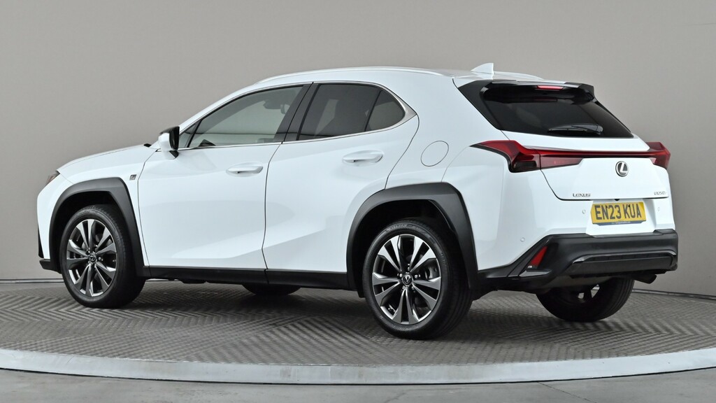 Lexus UX 250H 2.0 F-sport Design Cvt White #4