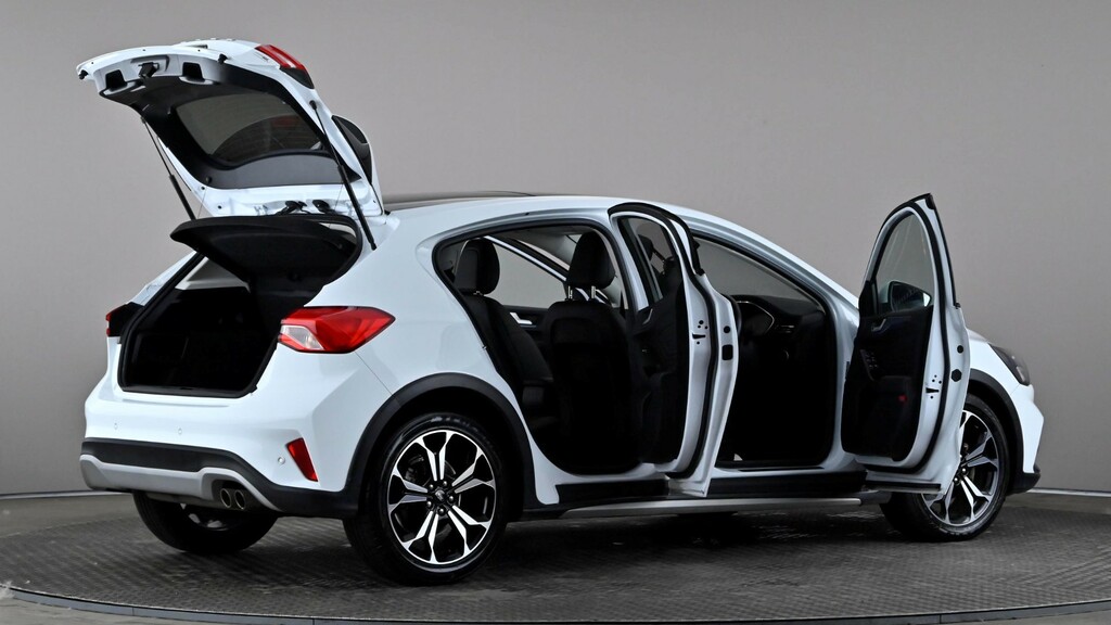 Ford Focus 1.0 Ecoboost Hybrid Mhev 155 Active X Edition White #6