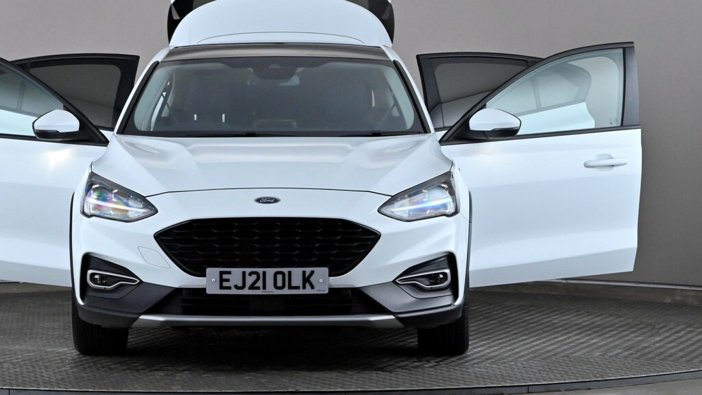 Ford Focus 1.0 Ecoboost Hybrid Mhev 155 Active X Edition White #2
