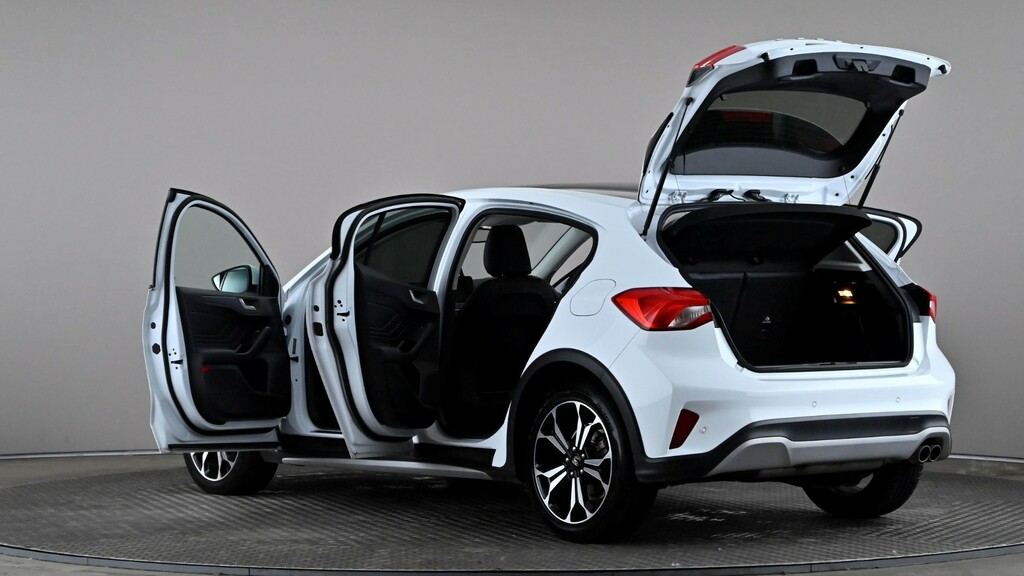 Ford Focus 1.0 Ecoboost Hybrid Mhev 155 Active X Edition White #4