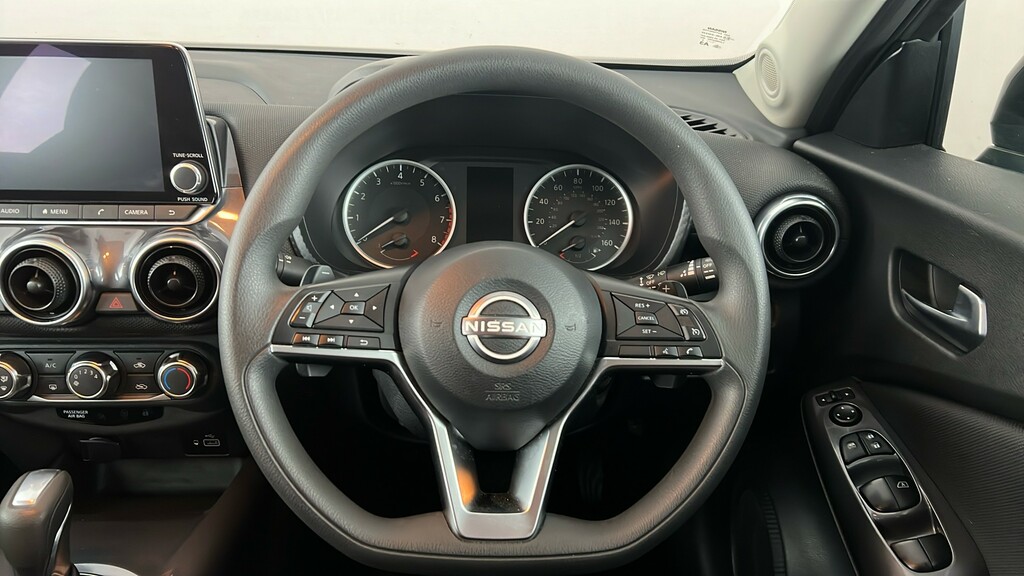Nissan Juke 1.6 Hybrid Tekna Grey #14