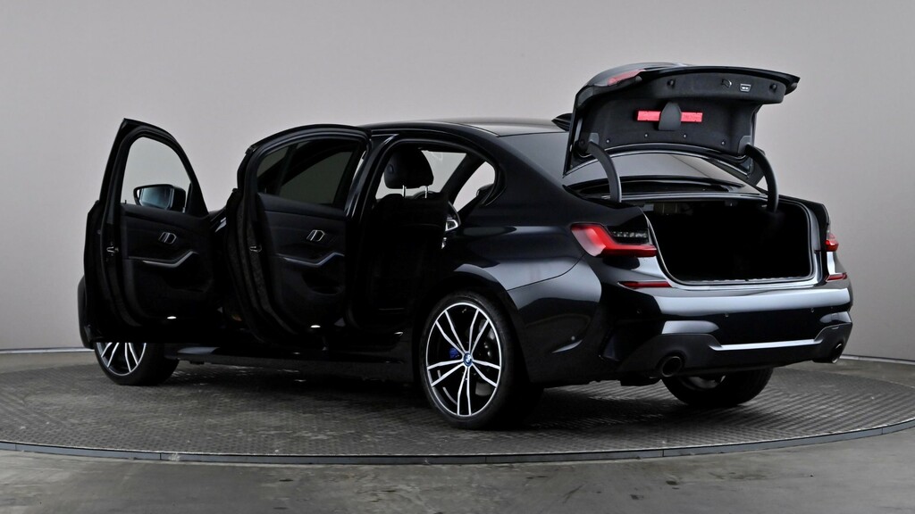 BMW 3 Series 330E M Sport Step Pro Pack Black #4