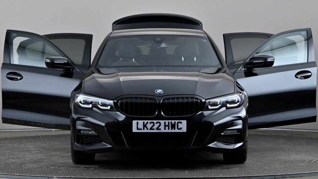 BMW 3 Series 330E M Sport Step Pro Pack Black #2