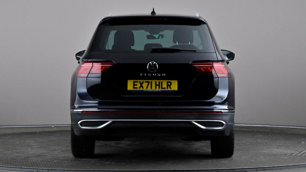 Volkswagen Tiguan 1.5 Tsi 150 Elegance Dsg Black #5