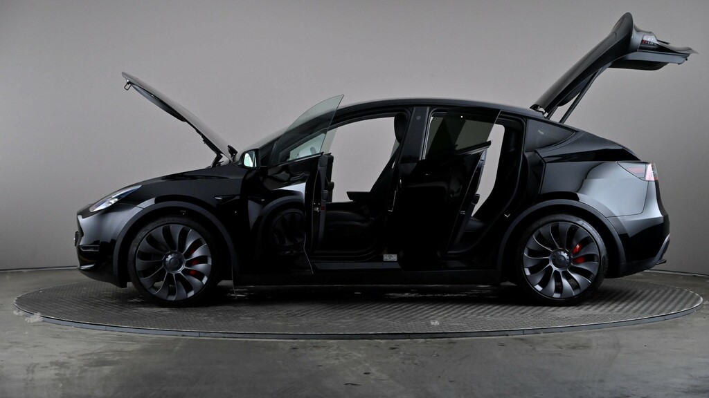 Tesla Model Y Suv Rwd 346 Ps White #9