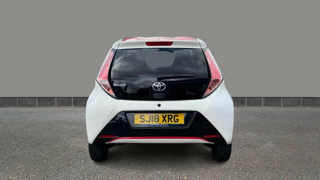 Toyota Aygo 1.0 Vvt-i X-press White #5