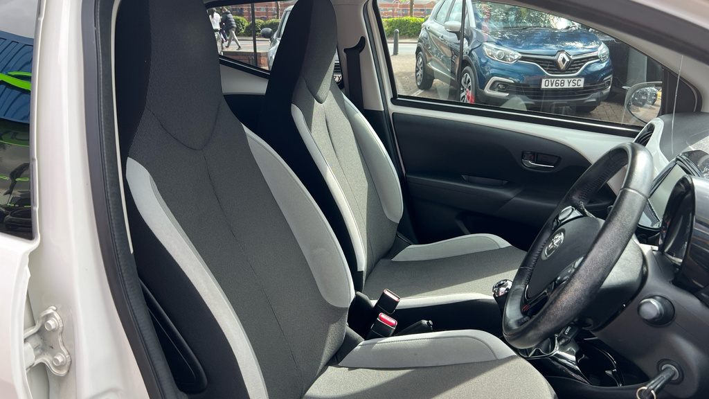 Toyota Aygo Hatchback Blue #22