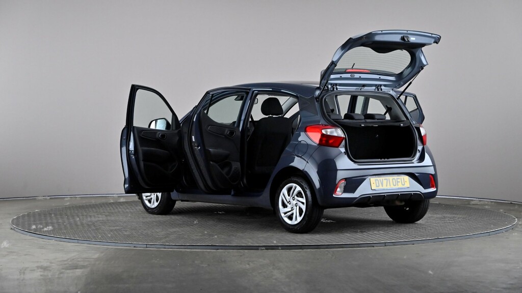 Hyundai I10 Se Connect White #10