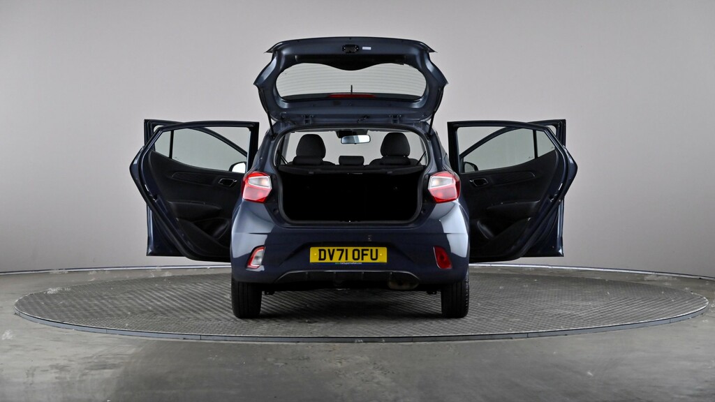 Hyundai I10 Se Connect White #11