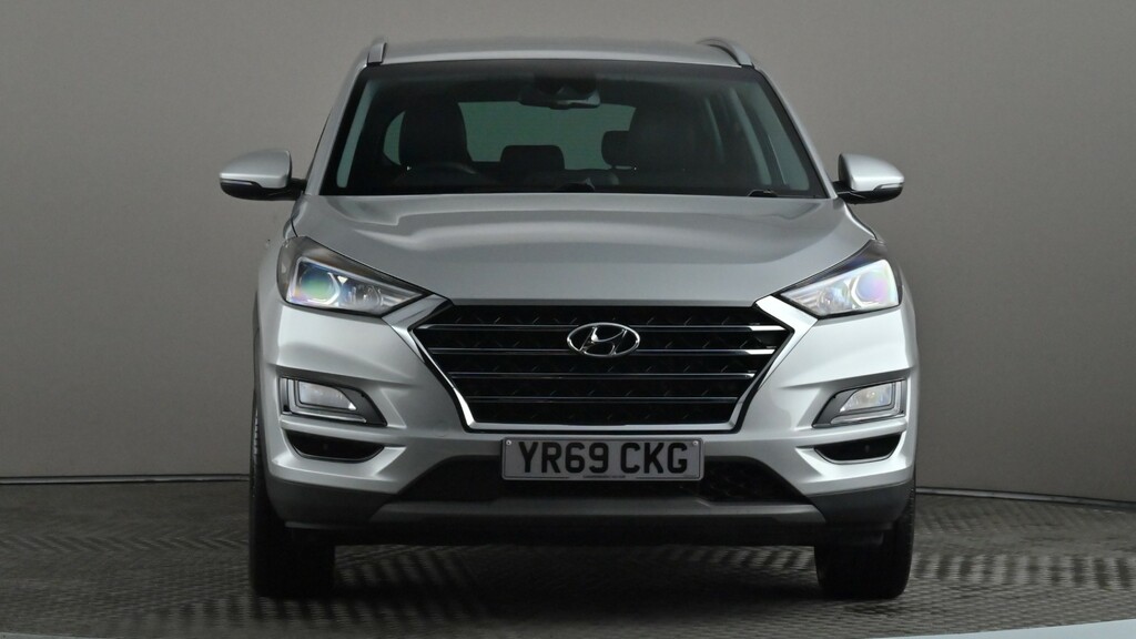 Hyundai Tucson 1.6 Crdi Premium 2Wd Silver #2