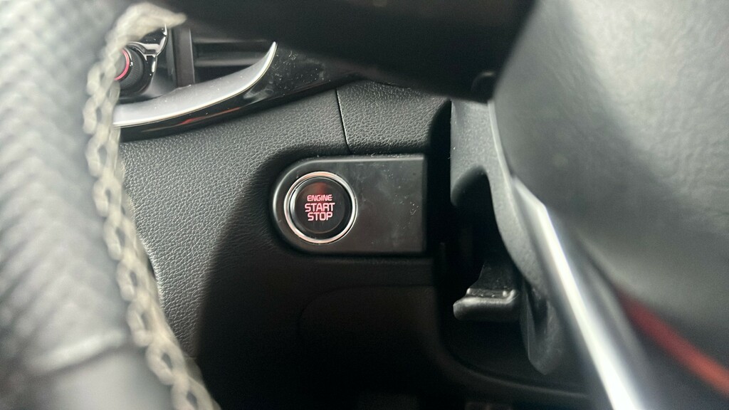 Kia Ceed 2 1.0T Gdi Isg Warranty Until August 2028 White #28